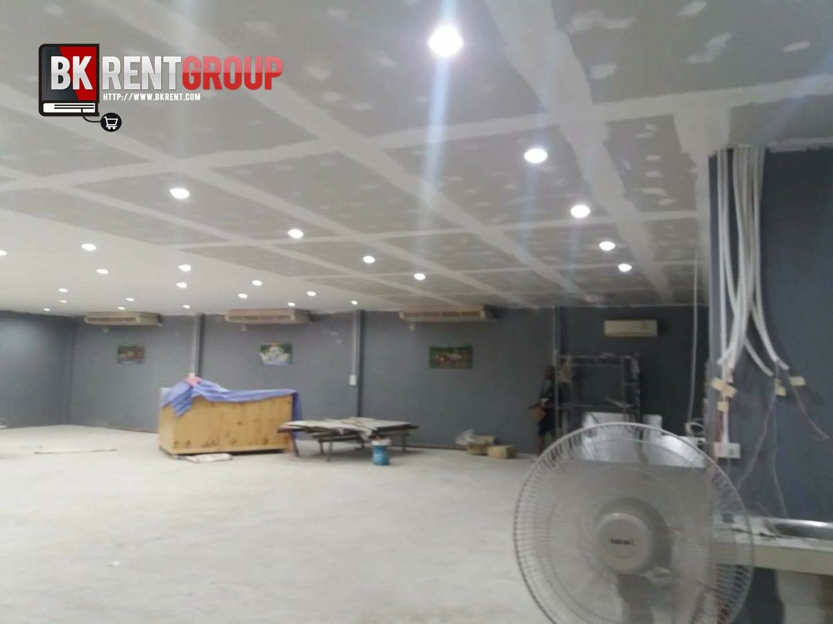 ห้องโต๊ะช่วงตกแต่งร้าน
