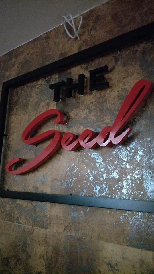 ป้าย The Seed ถ่ายจากอีกมุม