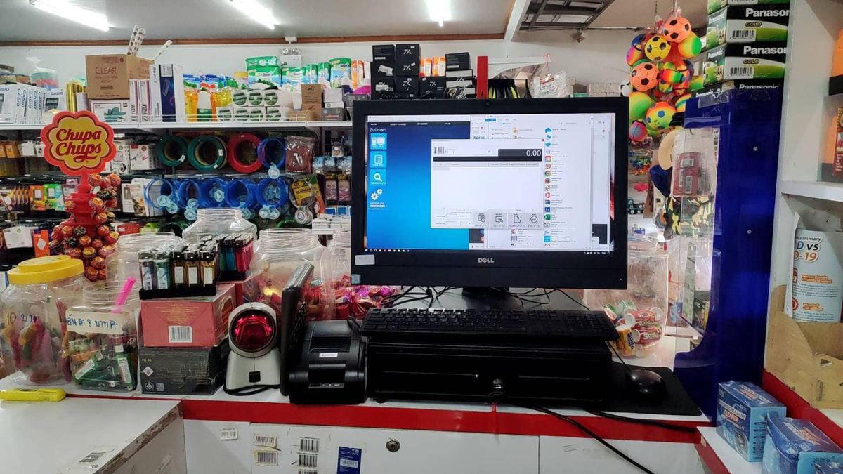 จุดคิดเงินของ Zullmart คอมพิวเตอร์ออลอินวันเปิดโปรแกรมขาย ข้างโหลลูกอมและเครื่องสแกนแบบตั้งโต๊ะ